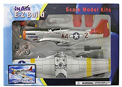 Smithsonian EZ Build P-51 Mustang Tuskegee Redtail Plastic Model